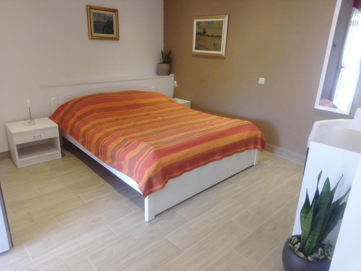 Apartments Haracic Хвар Екстер'єр фото