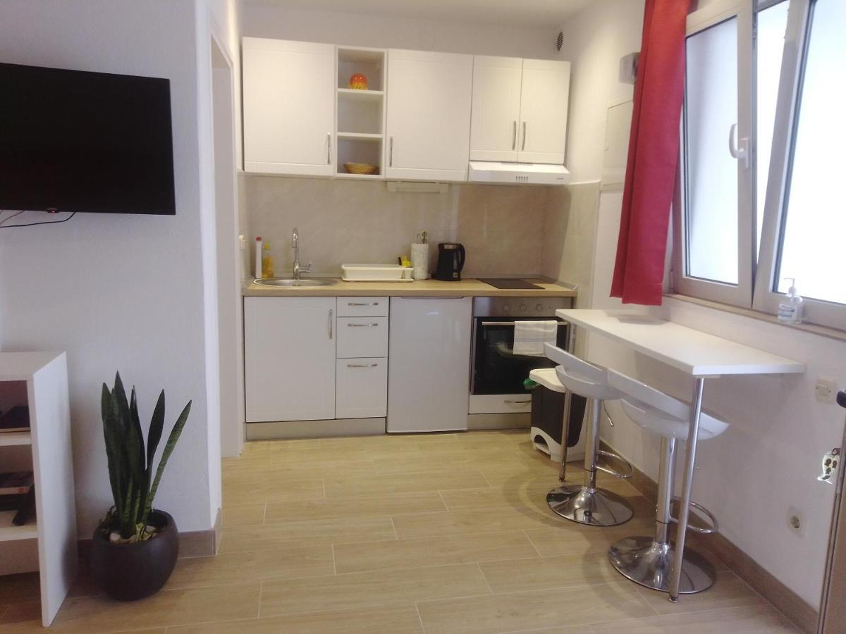 Apartments Haracic Хвар Екстер'єр фото